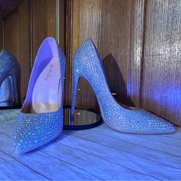 Sparkly stiletto Pumps, Pointed Toe High Heel Rhinestone by Elisabet Tang - Picture 2 of 10